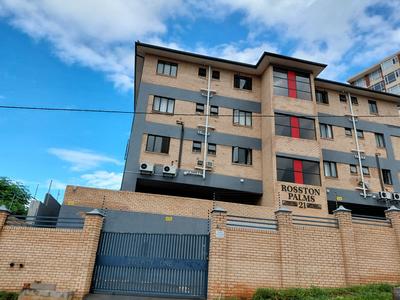Apartment / Flat For Rent in Glenwood, Durban